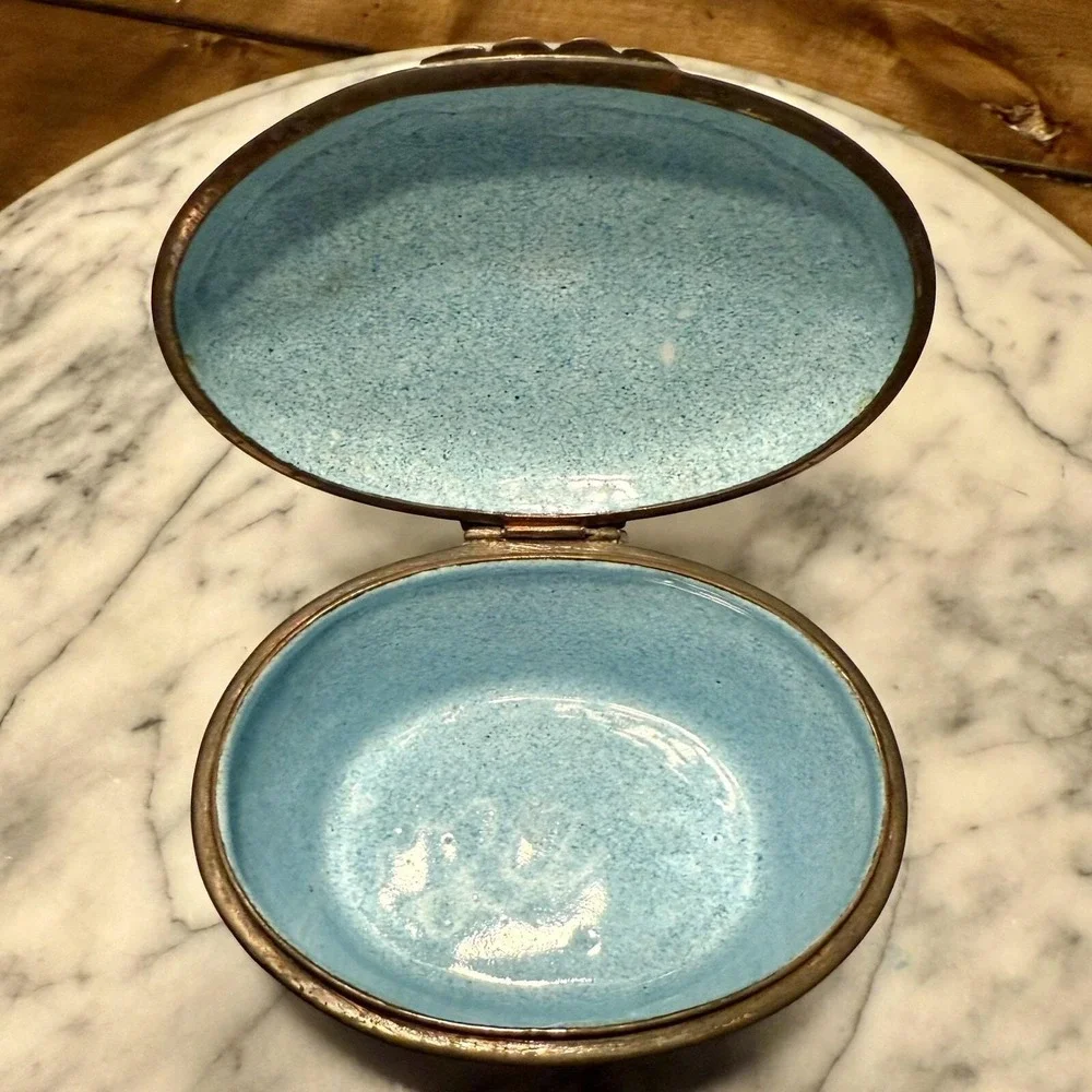 Hand Painted Enamel Metal Brass Fish Aquatic Trinket Box Hinged Lid Ocean Sea